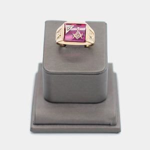 Pre-Owned 10K Yellow Gold Freemason Ring w/ Red and White Stones | B.G. Loan & Jewelry Co.