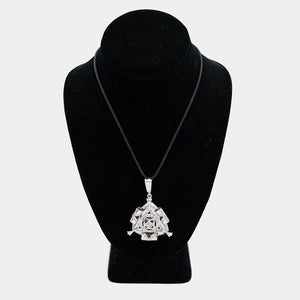 Pre-Owned 14k White Gold Freemason Pendant w/ Diamonds | B.G. Loan & Jewelry Co.