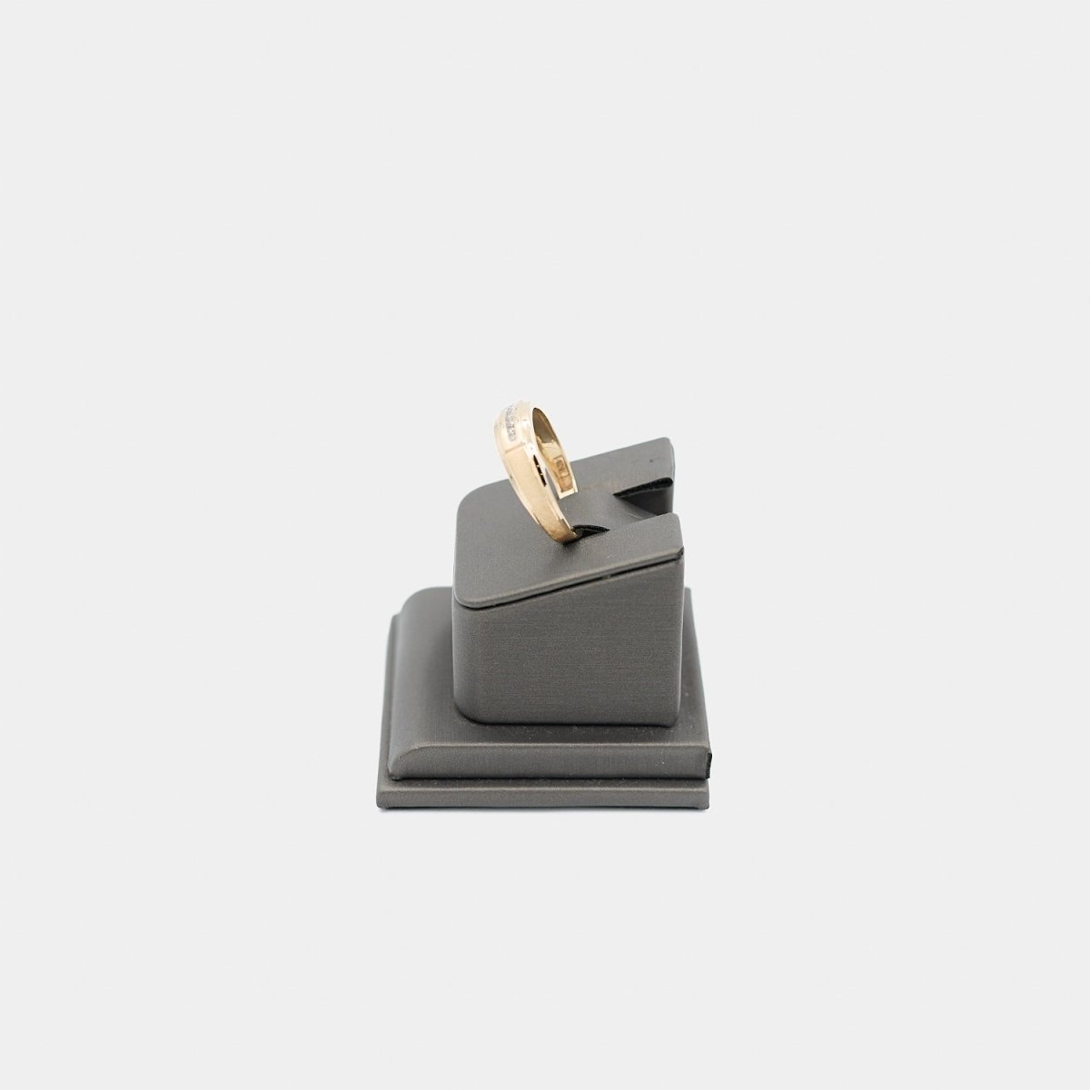 Pre-Owned 10K Yellow Gold Diamond Ring - Size 10.25 | B.G. Loan & Jewelry Co. - B.G. Loan & Jewelry Co.