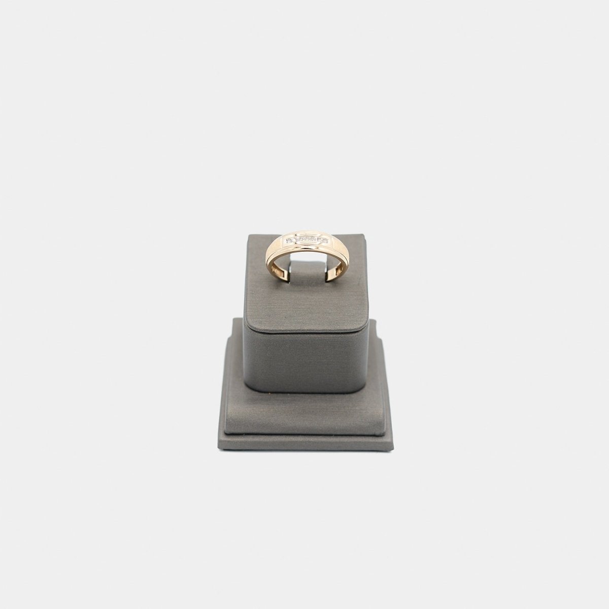 Pre-Owned 10K Yellow Gold Diamond Ring - Size 10.25 | B.G. Loan & Jewelry Co. - B.G. Loan & Jewelry Co.