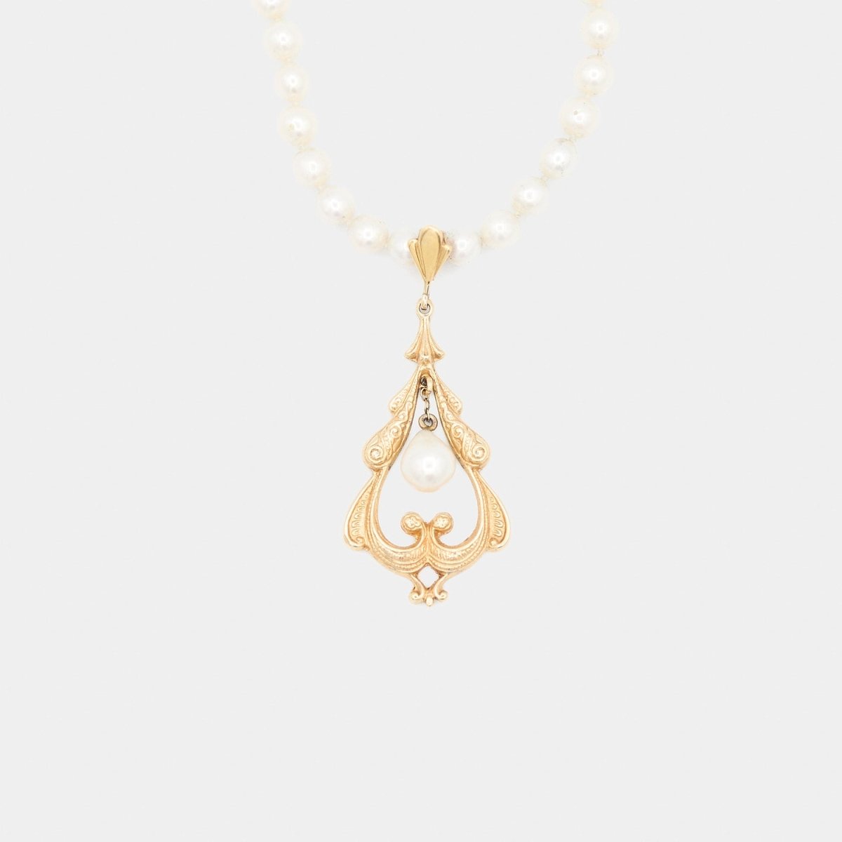 Pre-Owned 14K Yellow Gold Pearl Necklace - 18.5" | B.G. Loan & Jewelry Co. - B.G. Loan & Jewelry Co.