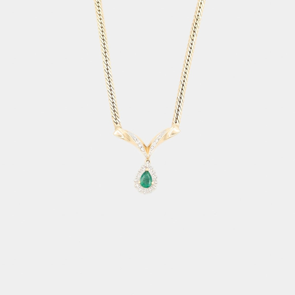 Pre - Owned 14K Yellow Gold White Diamond/Green Stone Necklace - 17.25" | B.G. Loan & Jewelry Co. - B.G. Loan & Jewelry Co.