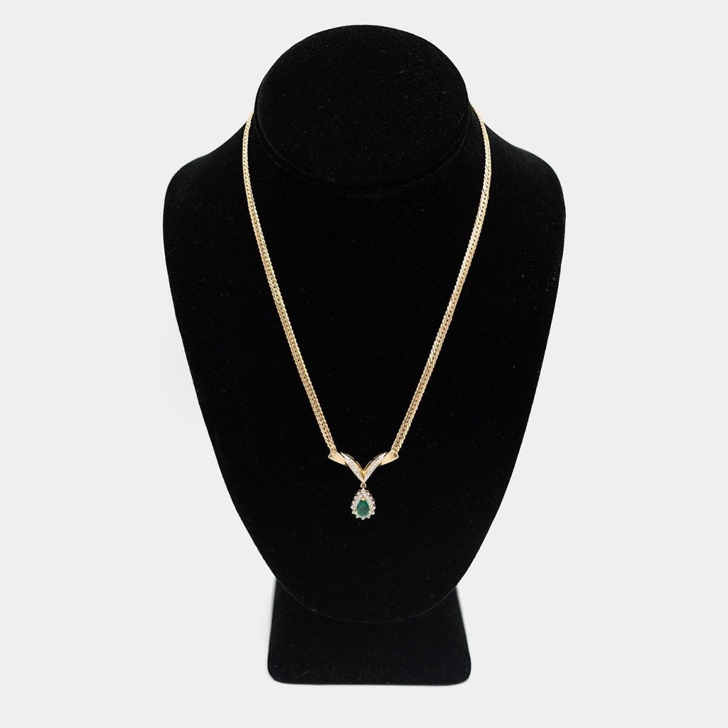 Pre - Owned 14K Yellow Gold White Diamond/Green Stone Necklace - 17.25" | B.G. Loan & Jewelry Co. - B.G. Loan & Jewelry Co.